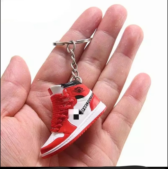 Keychains/ llaveros - Picture 2 of 5